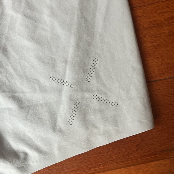 NWOT Ten Thousand Light Grey Session Short (No Liner) 7" Size Small - Picture 3 of 5